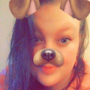 Meet your Posher, Candace